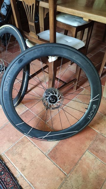 Gebrauchtes Hunt carbon disc 2022 bike — Bild 3 von 4