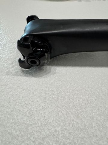 Used Specialized 30.9 2025 bike — image 3 of 5