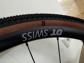 Used Dt Swiss Gravel LN 2025 bike — image 3 of 4