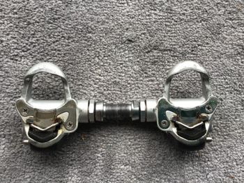 Used Campagnolo Chorus clipless Drivetrain & Pedals