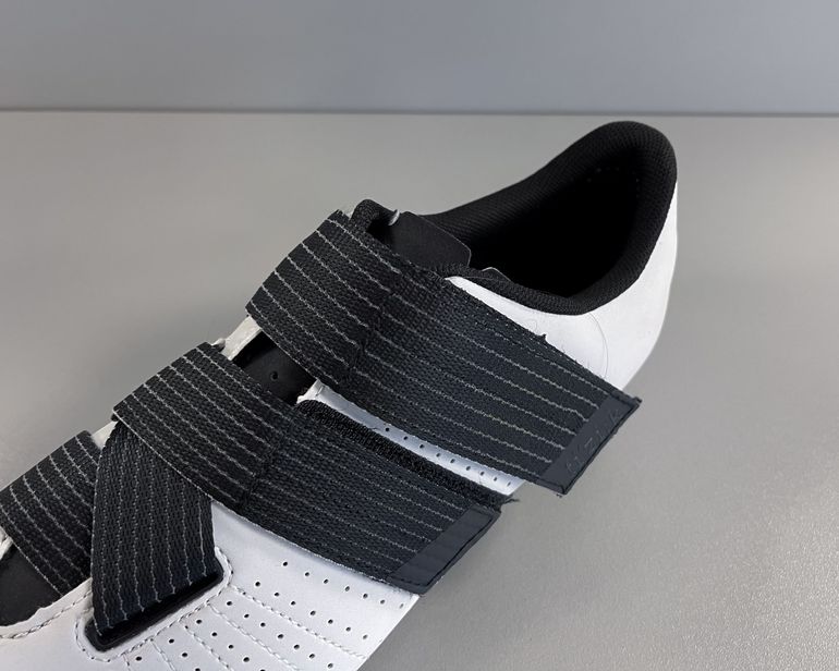 Chaussures Cyclisme Fizik Tempo R5 Powerstrap – Noir – Pointure 44,5 – Homme