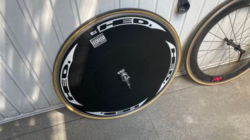HED. TT disc wheel 28 + 26 front wheel 1990 bike usato — immagine 6 di 7