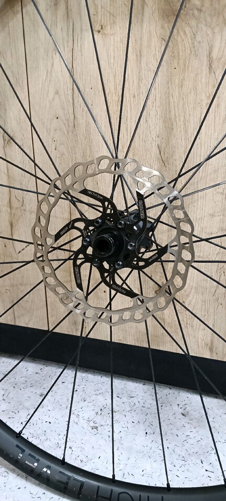 Used high level MTB FIRST EDITION 2024 bike — image 5 of 7