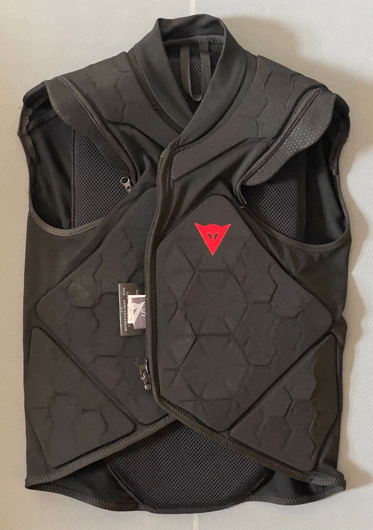 Rhyolite Dainese Protection Jacket Dainese RHYOLITE SAFETY JACKET