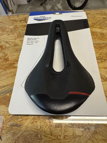 Used Selle Italia Shortfi 2.0 Open-Fit Carbon Fx Wide 2023 Saddles & Seatposts