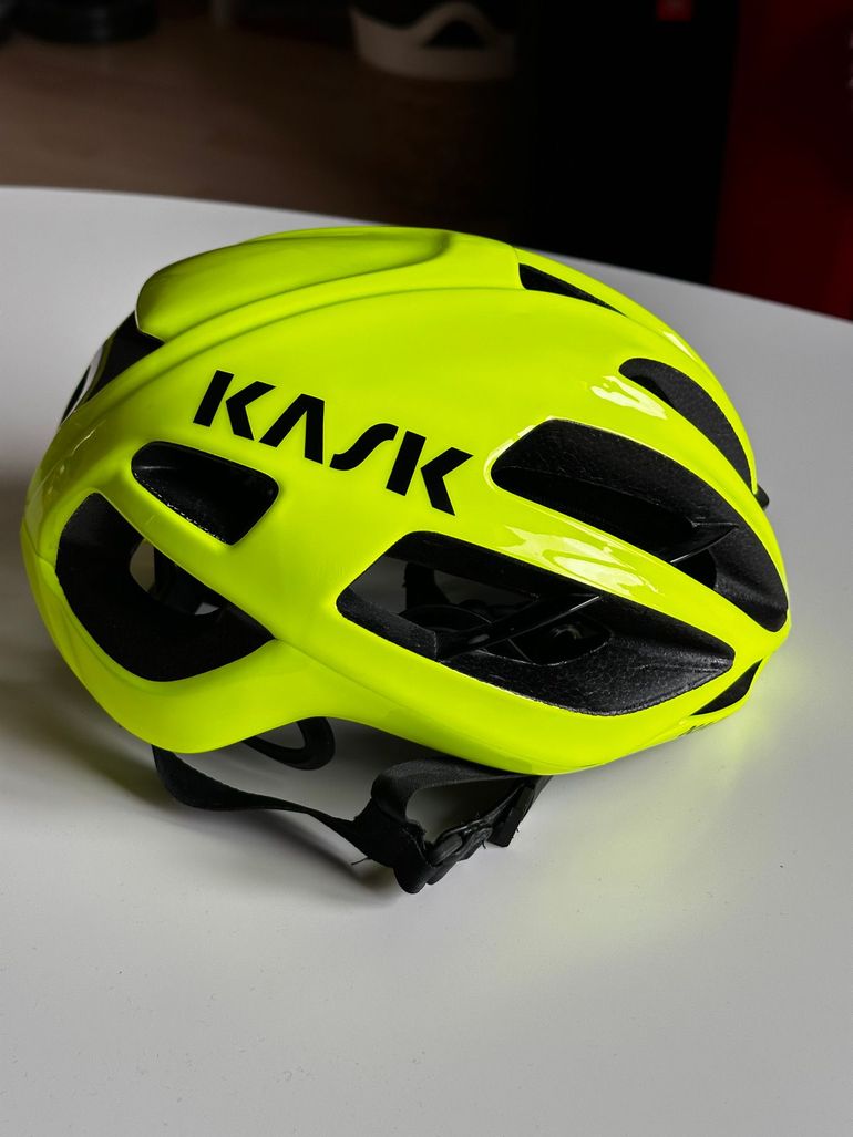 Używany Kask Protone 2.0 bike — zdjęcie 3 z 7
