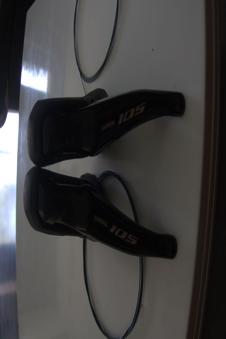 Used Shimano shimano 105 bike — image 3 of 4