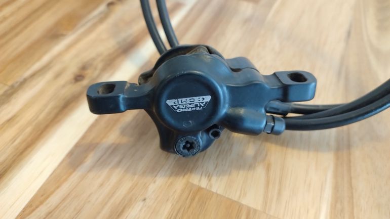 Used Tektro Auriga comp bike — image 7 of 10