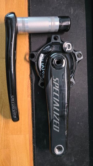Używany Specialized carbon crank BB30 with Quarq Power Meter Drivetrain & Pedals