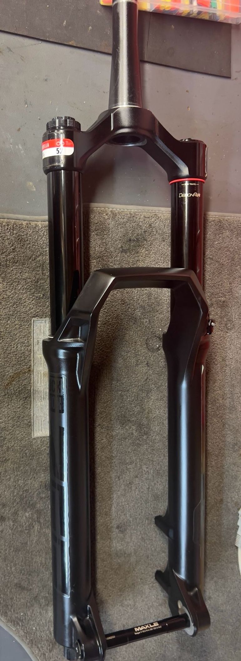 Used RockShox zeb 2024 bike — image 1 of 4