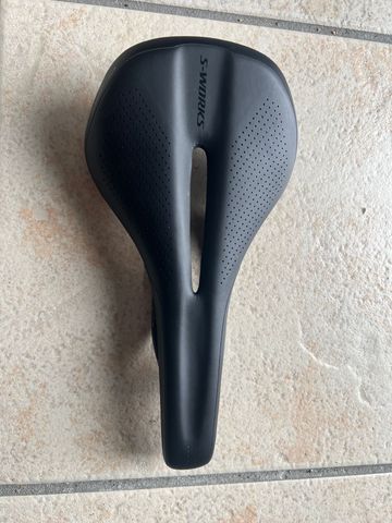 Brugt Specialized Phenom 143mm 2023 Saddles & Seatposts