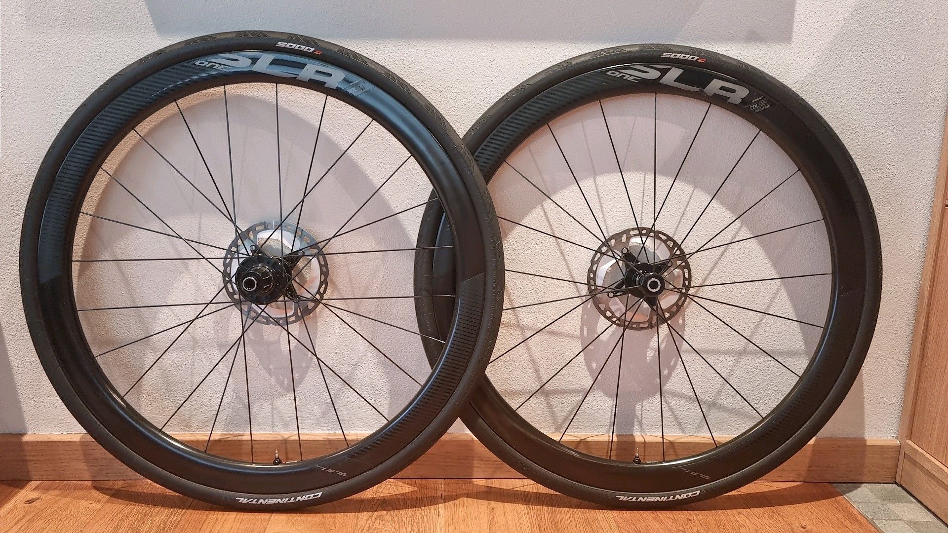 GIANT SLR 1 42 DISC HOOKLESS 前後ホイール GIANT SLR1 36 カーボン