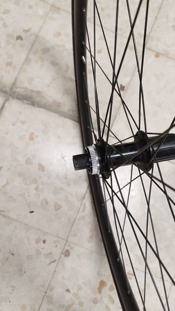 Używany Shimano Ruedas aluminio 2024 bike — zdjęcie 2 z 3
