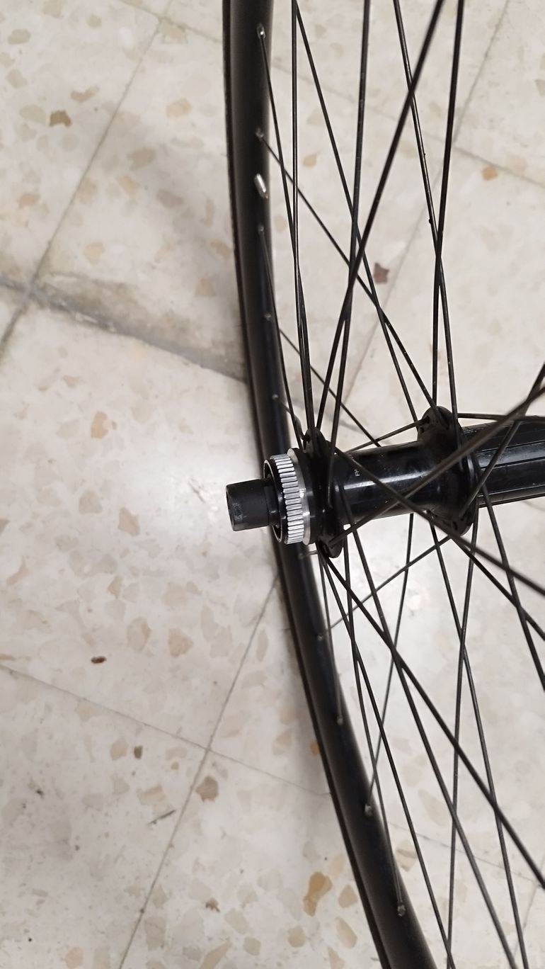 Used Shimano Ruedas aluminio 2024 bike — image 2 of 3