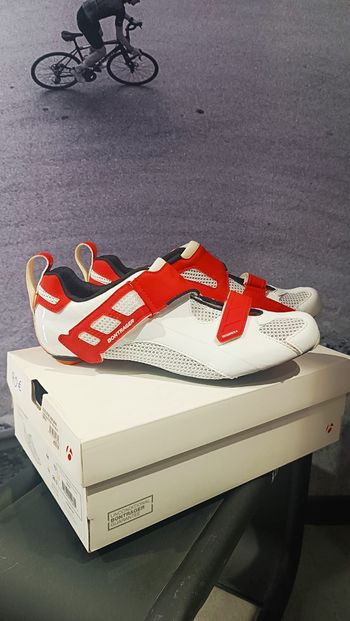 Used Bontrager WOOMERA TRI SHOE 2021 bike