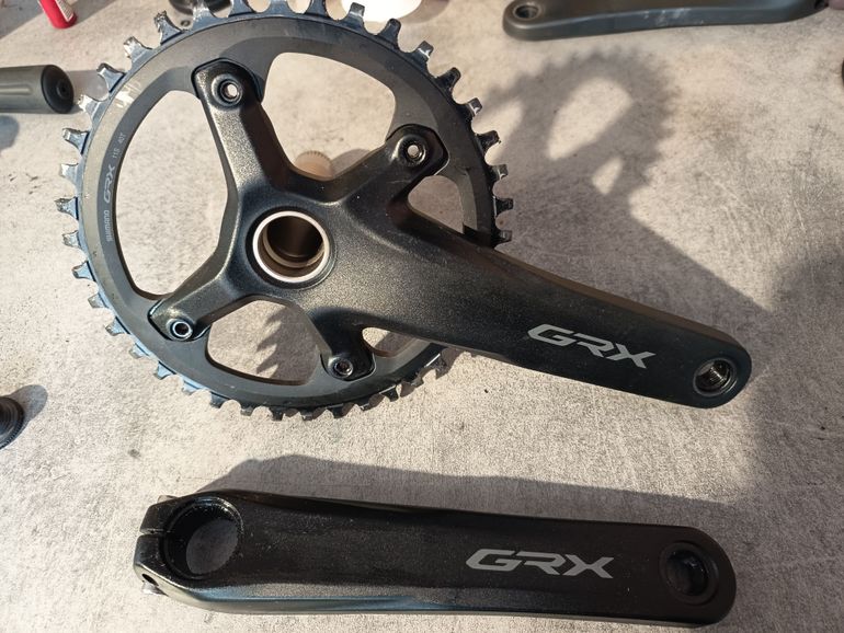 Used Shimano FC-RX600 42T 172.5 (11) 2023 bike — image 1 of 2