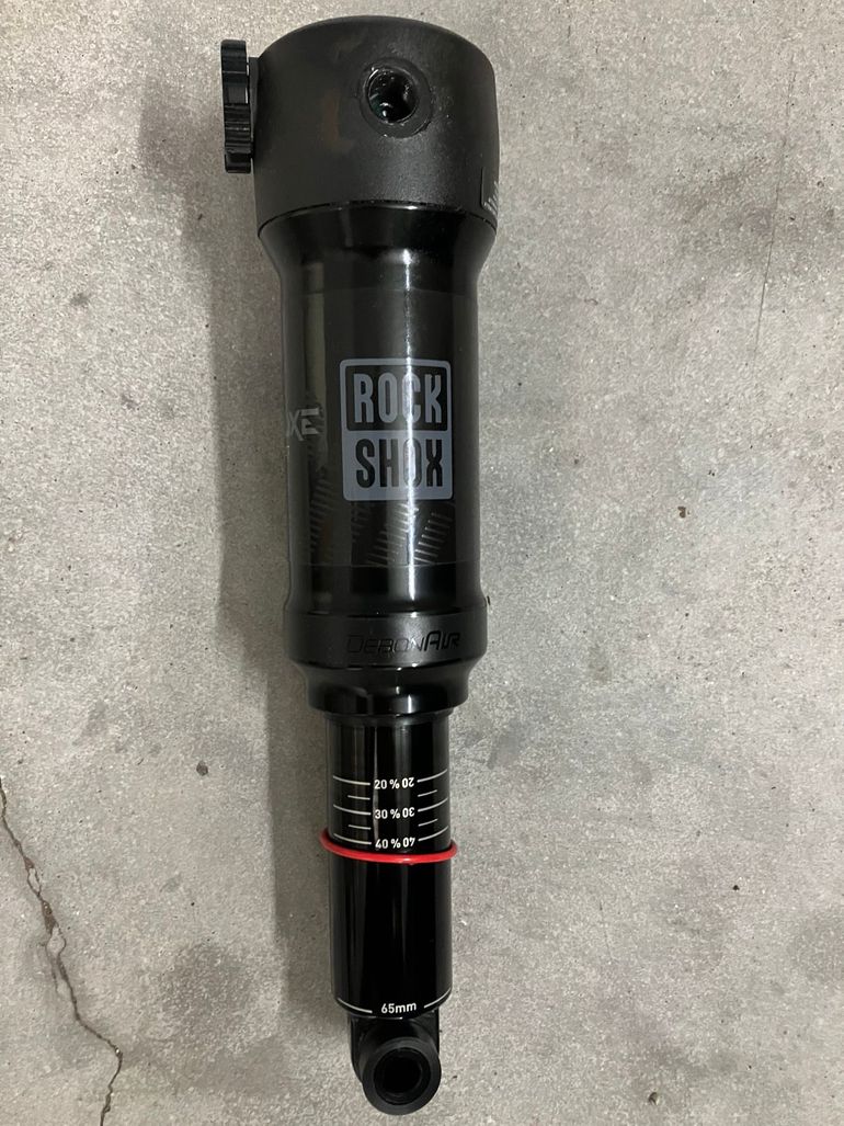 Gebrauchtes rockshock deluxe select 2021 bike — Bild 1 von 5