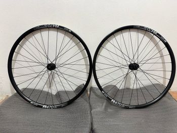 Used Dt Swiss Dt Swiss R470 dB 2025 bike — image 1 of 4