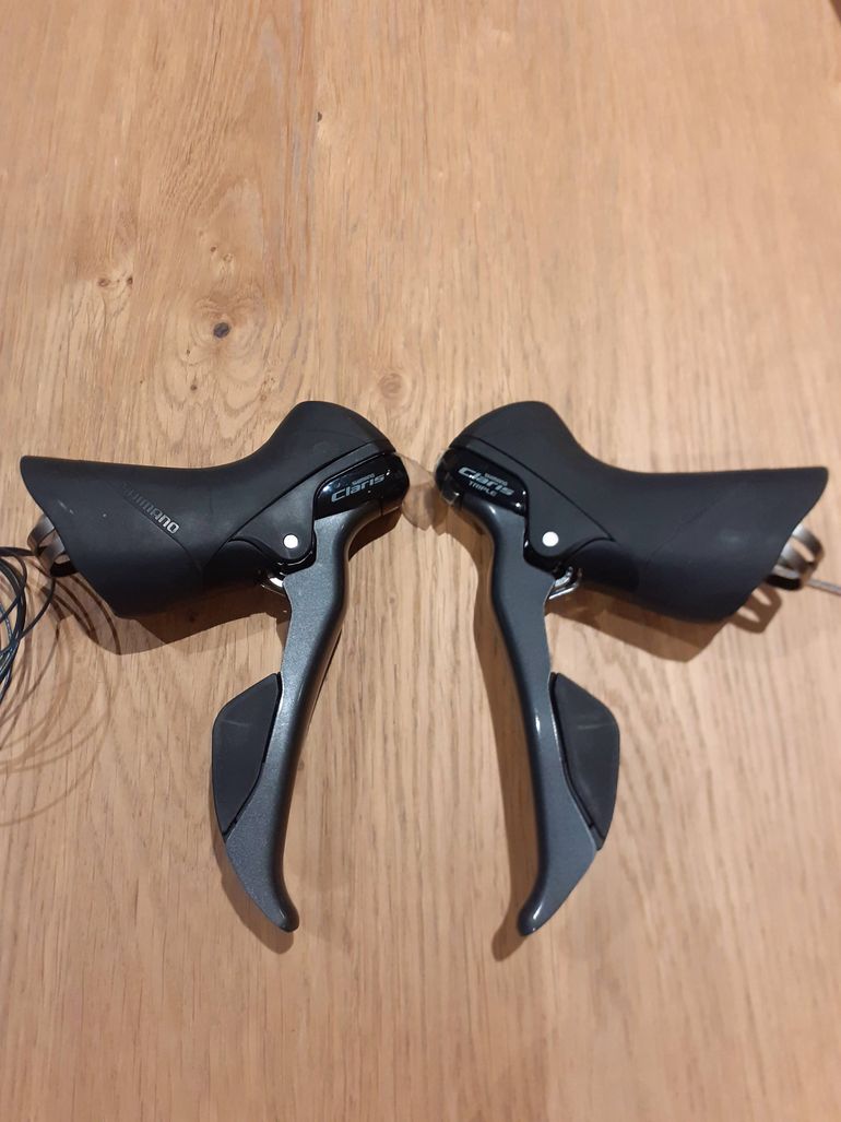Used Shimano Claris 2024 bike — image 1 of 6