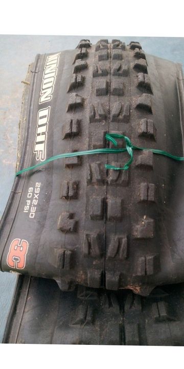 Brugt Maxxis Minion Dhf 29 pouces Tyres & Tubes
