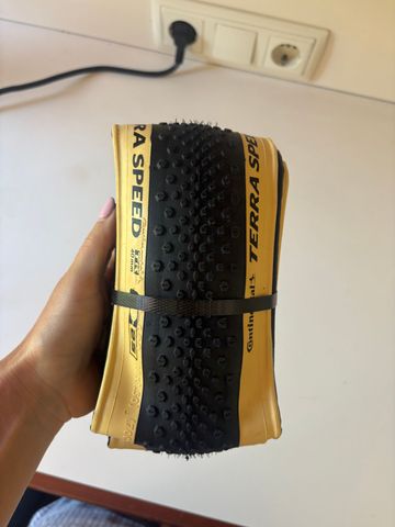 Brugt Continental Terra Speed 40mm TR 2024 Tyres & Tubes