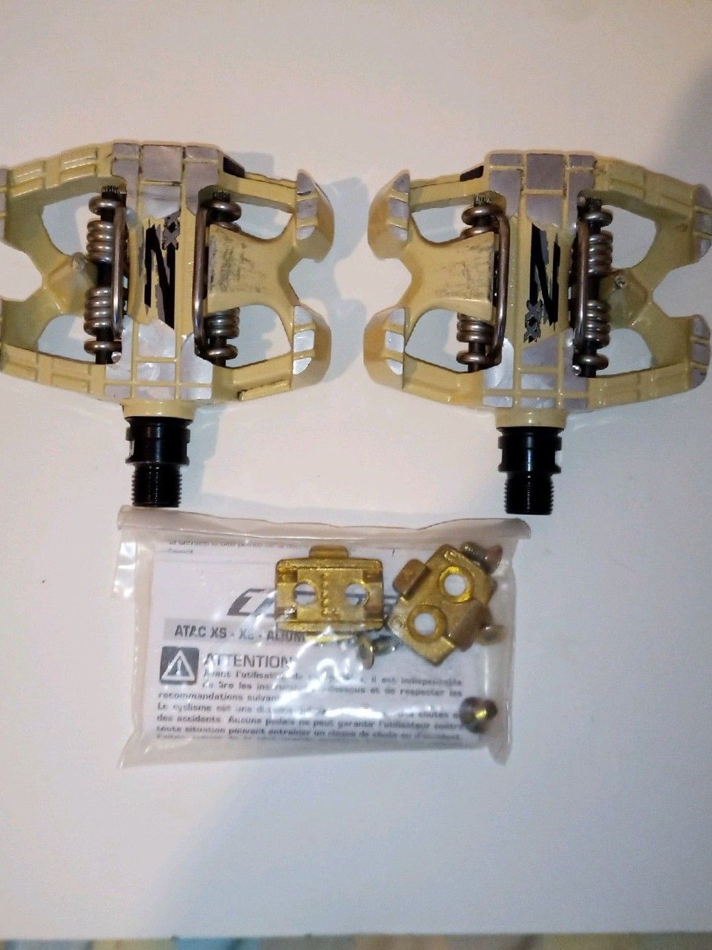 ハムタン TOYOTA SCION tC AT20 11-16 Genuine Rear Bumper Side Retainer LH