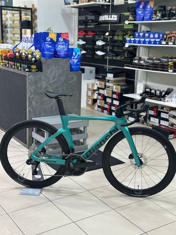 Used Bianchi Reparto corse 2025 bike — image 3 of 3
