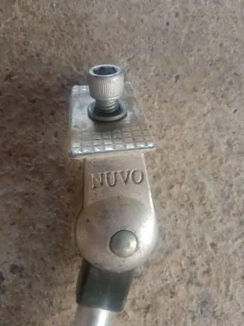 Used Nuvo béquille Nuvo bike — image 3 of 7