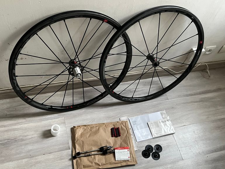 Carbonio Peso Ruote Fulcrum Zero Racing Zero Cmptzn Db 2025 Ruote