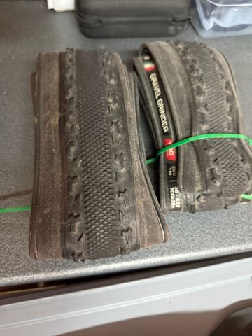 Brugt Gravel Grinder 2023 Tyres & Tubes