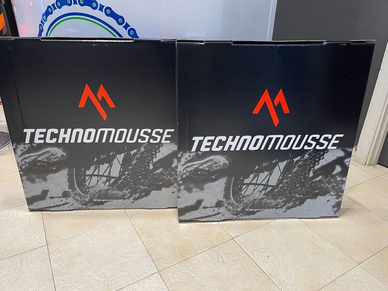 Brugt Technomousse Mousse antiforatura MTB Green Constrictor 29″ per e-bike e mtb 2025 Tyres & Tubes