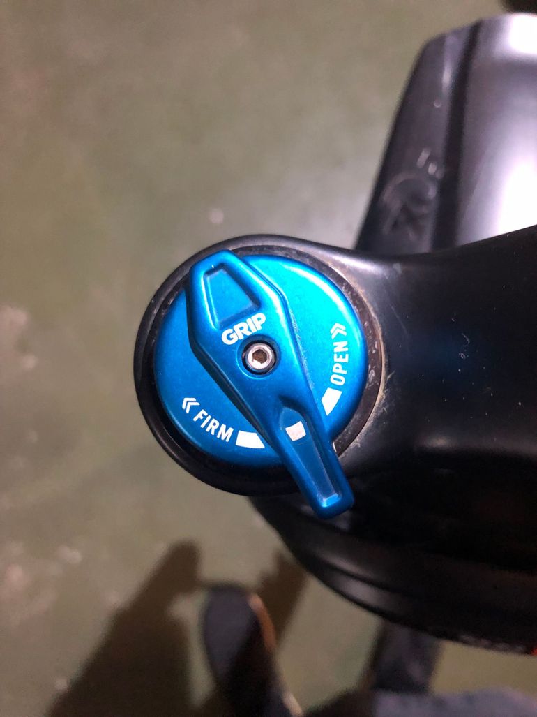 Brugt Fox 38 grip 2023 bike — billede 4 af 4