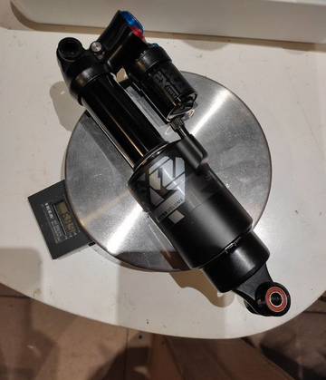 Brugt Fox Float X2 Performance 2023 Rear Suspension