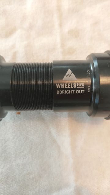 Brugt Wheels Manufacturing BBRight out 24/22mm SRAM cranks Drivetrain & Pedals
