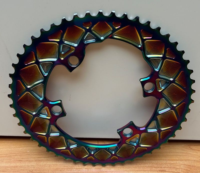 Käytetty Absoluteblack 50T Premium Oval Road 9100/8000 2024 Drivetrain & Pedals
