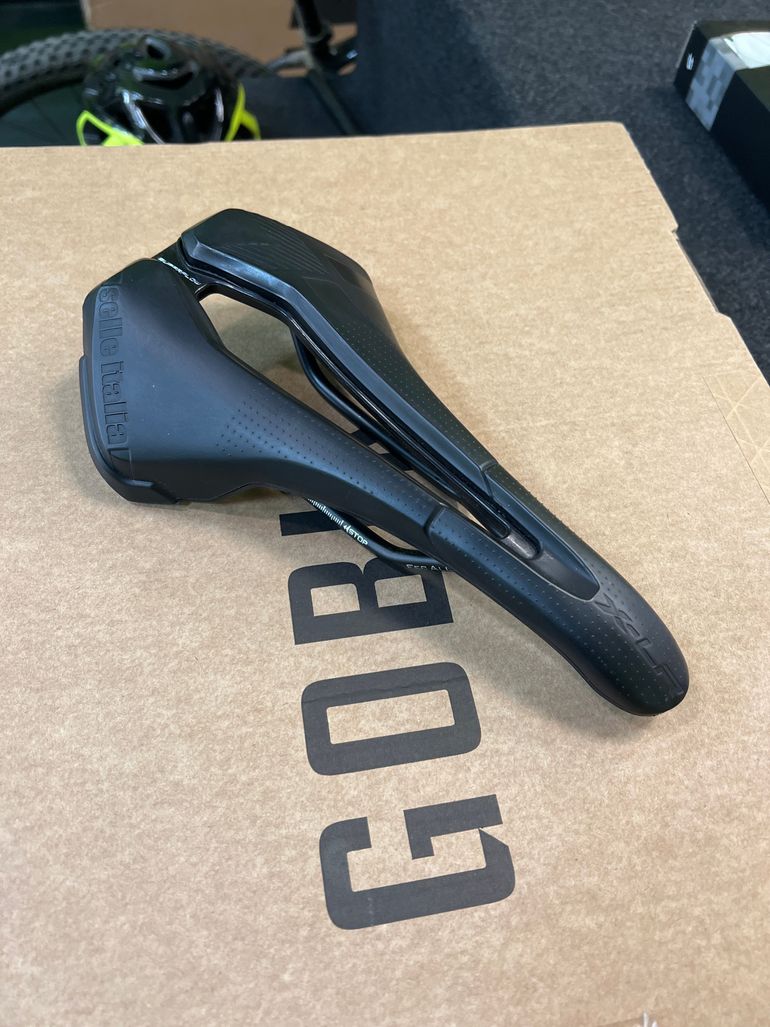 Used Selle Italia X-LR Air Cross TM Superflow 2024 bike — image 1 of 3
