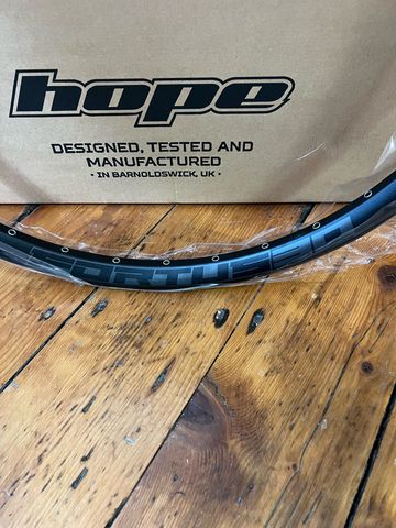 Tweedehands Hope Fortus 30 Set 2024 bike — afbeelding 2 van 2