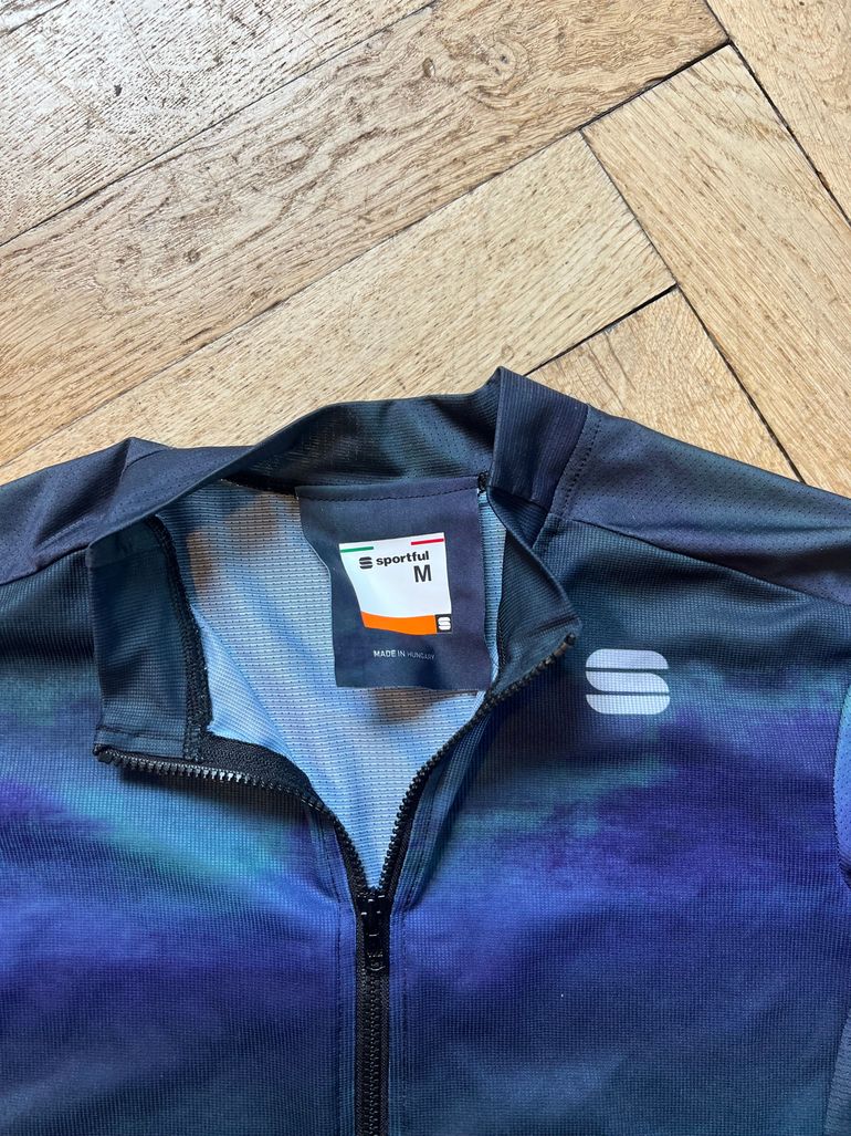 Brugt Sportful FLOW SUPERGIARA JERSEY 2024 bike — billede 2 af 3