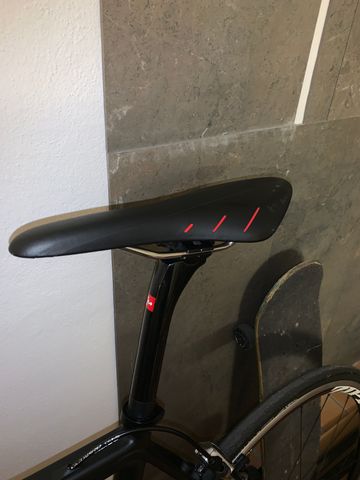 Brugt Fizik Arione R3 2018 Saddles & Seatposts