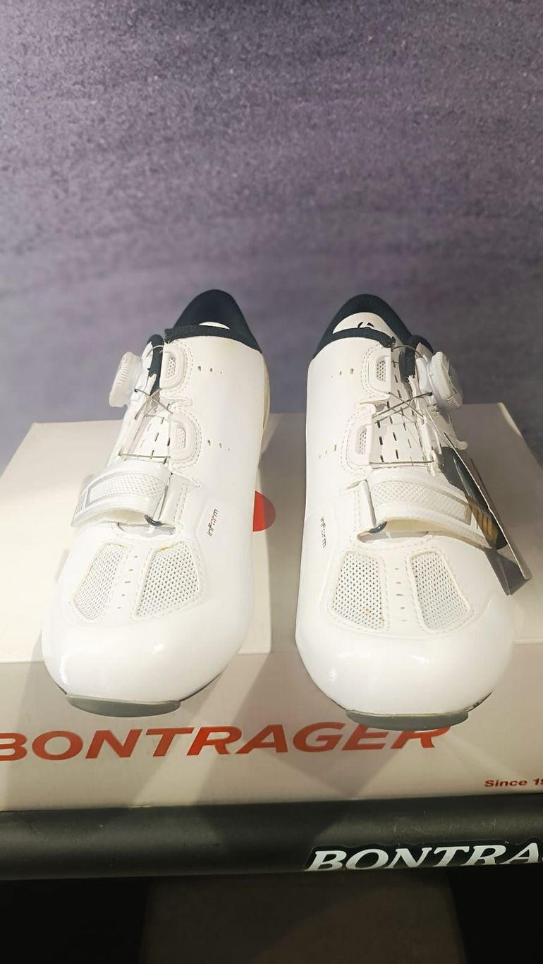 Used Bontrager VELOCIS 2022 bike — image 2 of 3