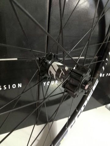 Gebrauchtes Mavic crossone 27, 5 qr bike — Bild 4 von 8