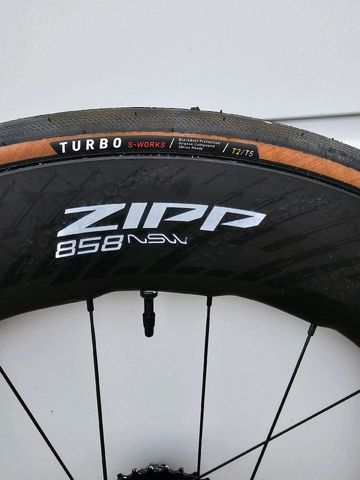 Gebrauchtes Zipp 858 NSW Hookless 2024 bike — Bild 2 von 2