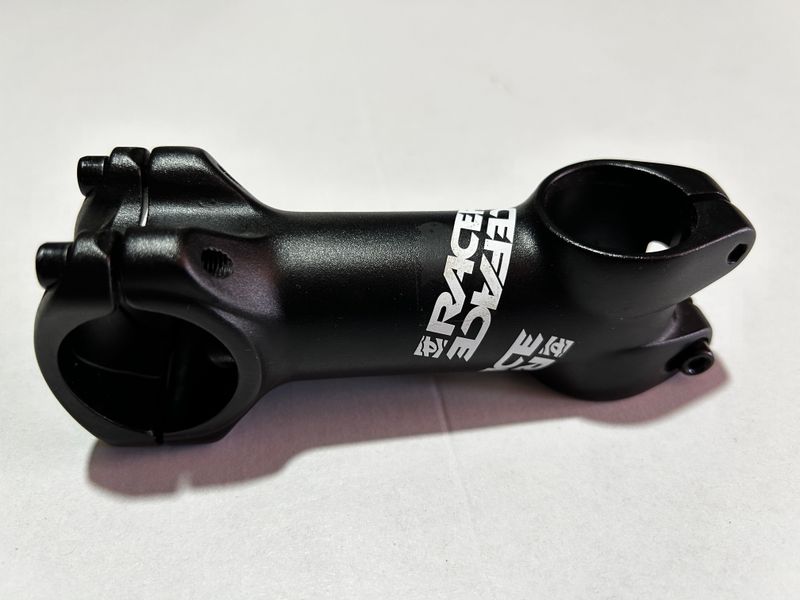 Used Race Face 90mm 2022 Cockpit