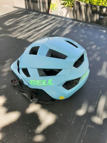 Used Bell spark 2 MIPS 2022 bike — image 1 of 5