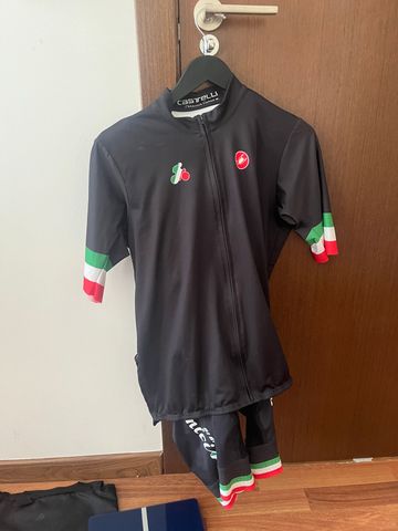 Gebrauchtes Castelli Italy tribute 2023 bike — Bild 2 von 2