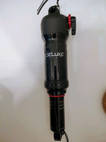 Used RockShox deluxe select+ 2024 bike — image 2 of 2
