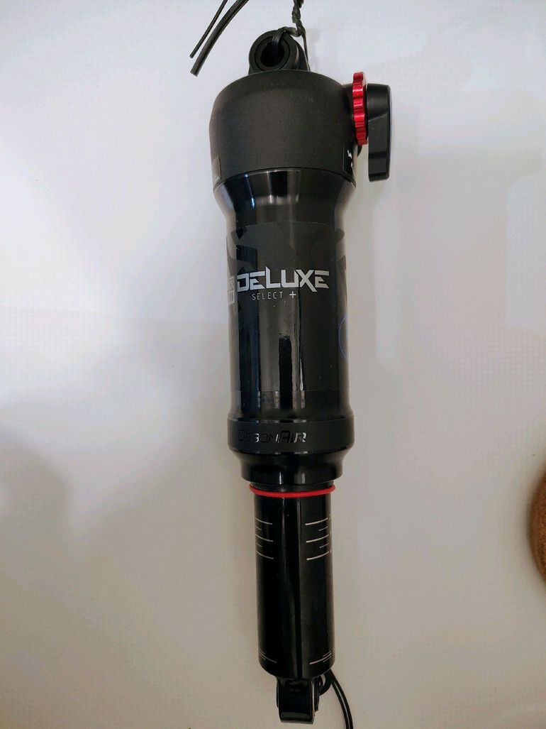 Used RockShox deluxe select+ 2024 bike — image 2 of 2