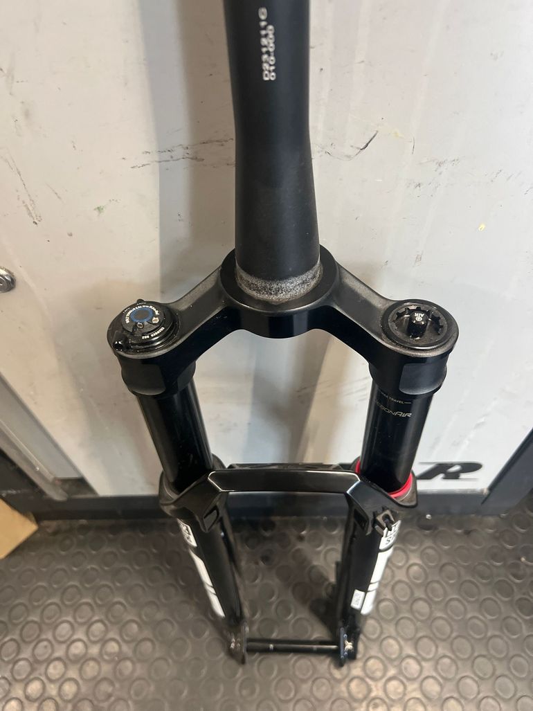 Brugt RockShox sid ultimate 2023 bike — billede 4 af 5