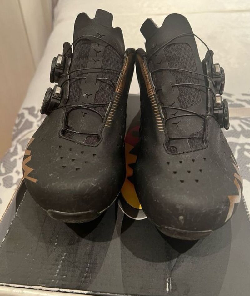 Northwave Revolution II Tokio oro 2021 Cycling Shoes d'occasion