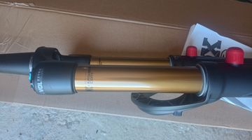 Tweedehands Fox 36 factory kashima 2024 bike — afbeelding 3 van 6